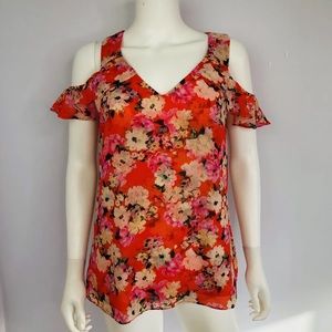 CAbi Floral Lush Off Shoulder Blouse in Medium